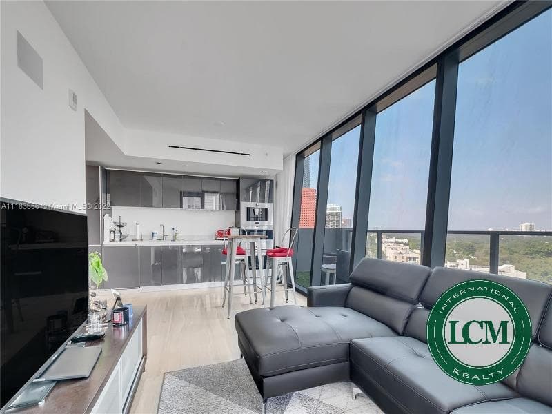 Apartamento em um Luxuoso Condo Boutique em Brickell