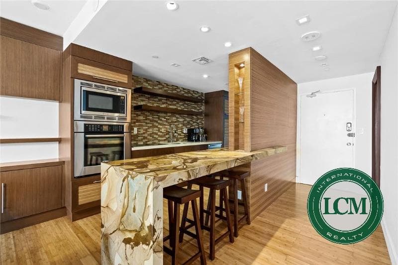 Apartamento lindo com vista mar em Miami Beach