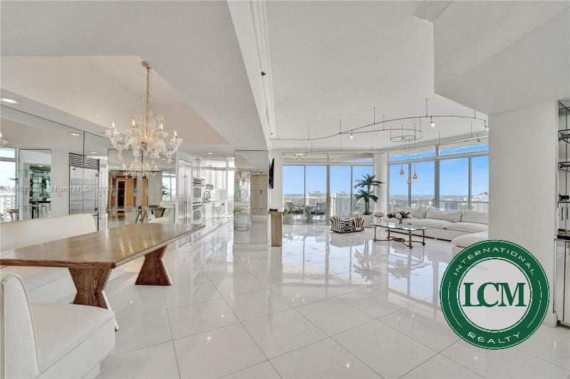 Apartamento de Luxo em Miami - Aventura