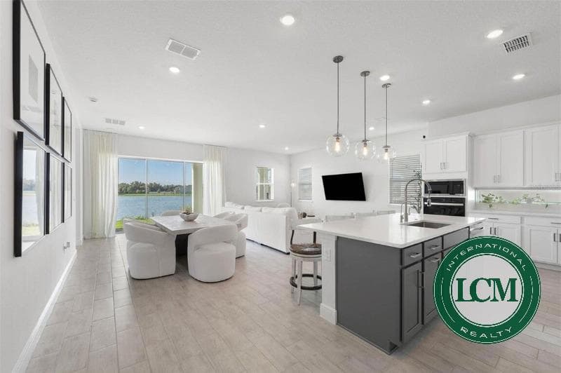 Casa à venda em Lake Nona