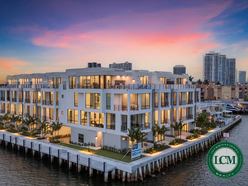Residência à venda em North Miami Beach